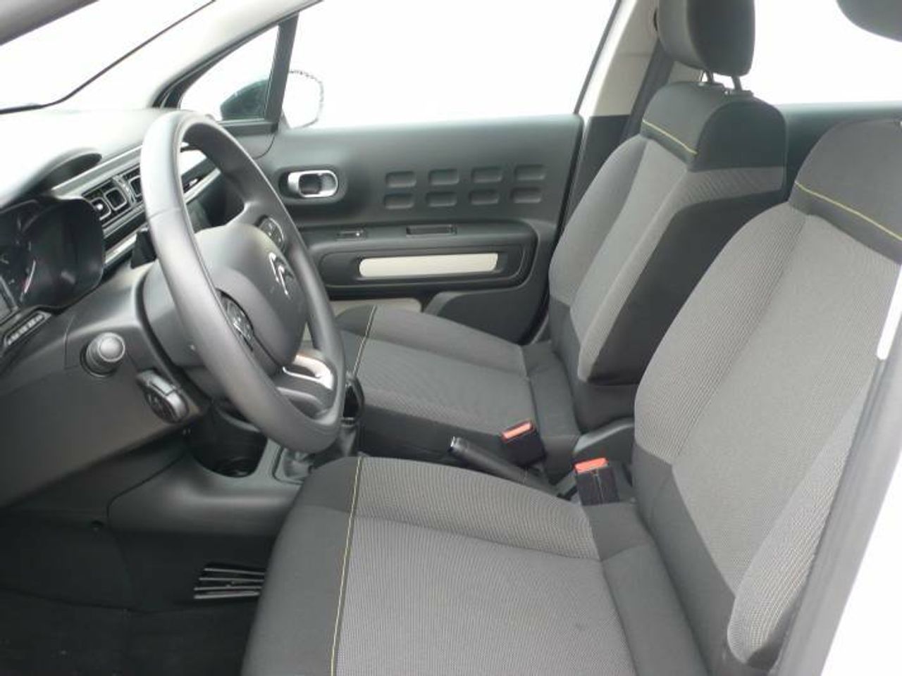 Citroën C3 1.2 PureTech S&S Feel 83  - Foto 29