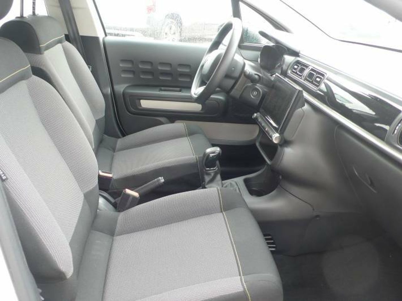 Citroën C3 1.2 PureTech S&S Feel 83  - Foto 26