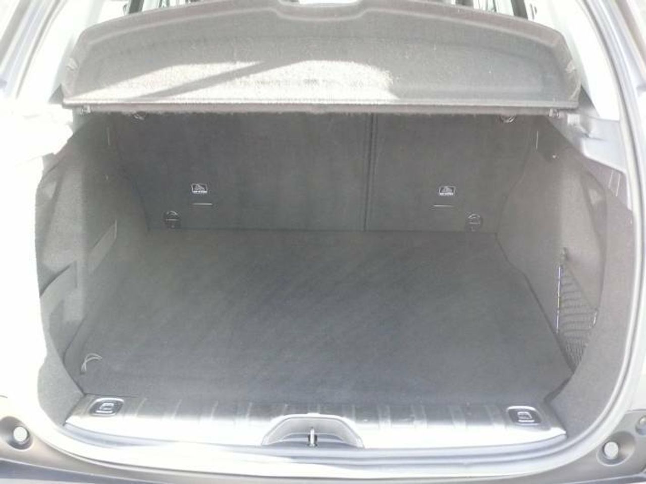 Peugeot 2008 1.2 PureTech S&S ALLURE 110CV  - Foto 36
