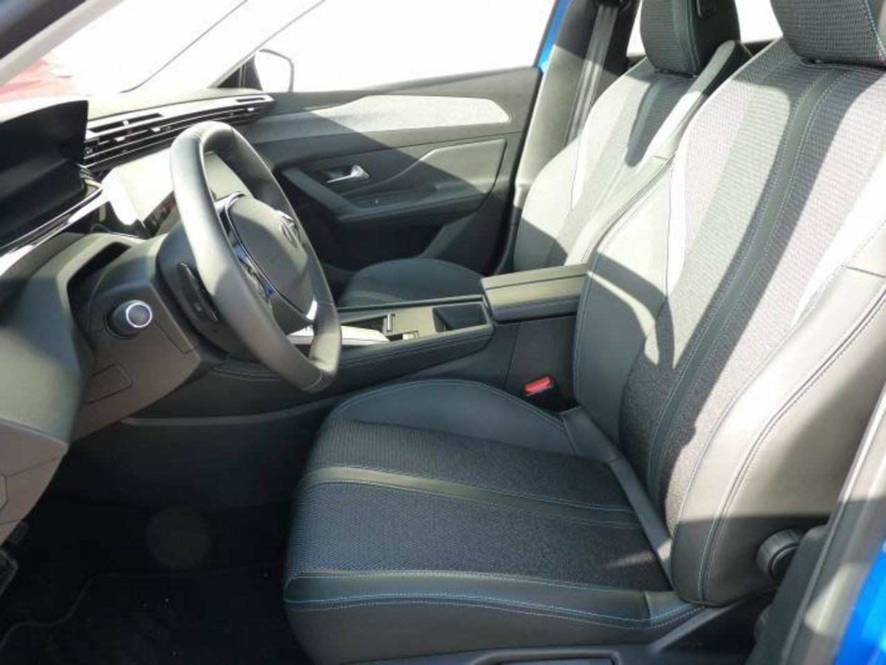 Peugeot 308 1.5 Allure Blue hdi AT8 96 kW 130CV  - Foto 37