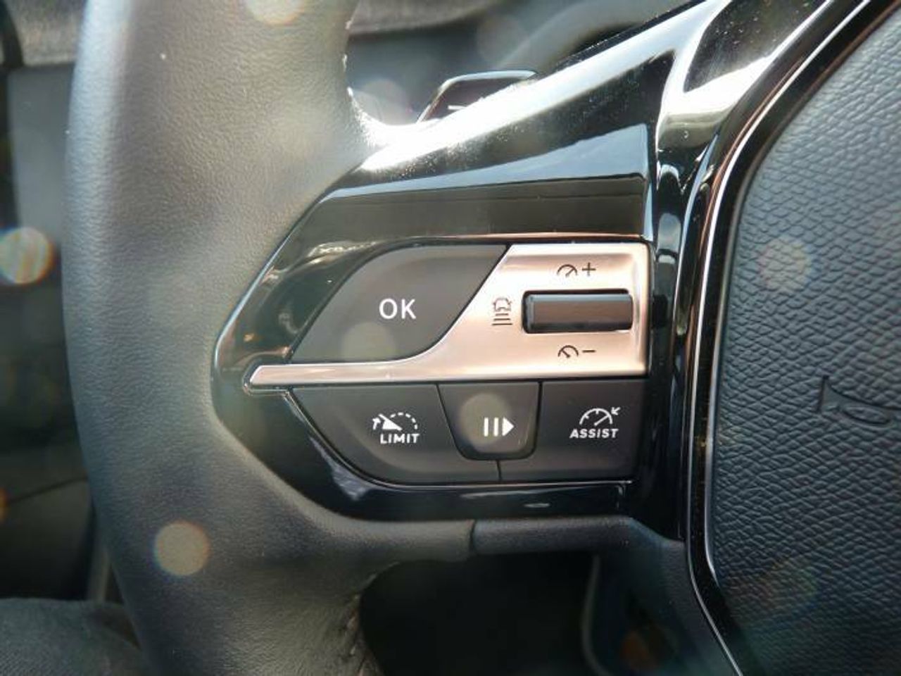 Peugeot 308 1.5 Allure Blue hdi AT8 96 kW 130CV  - Foto 10