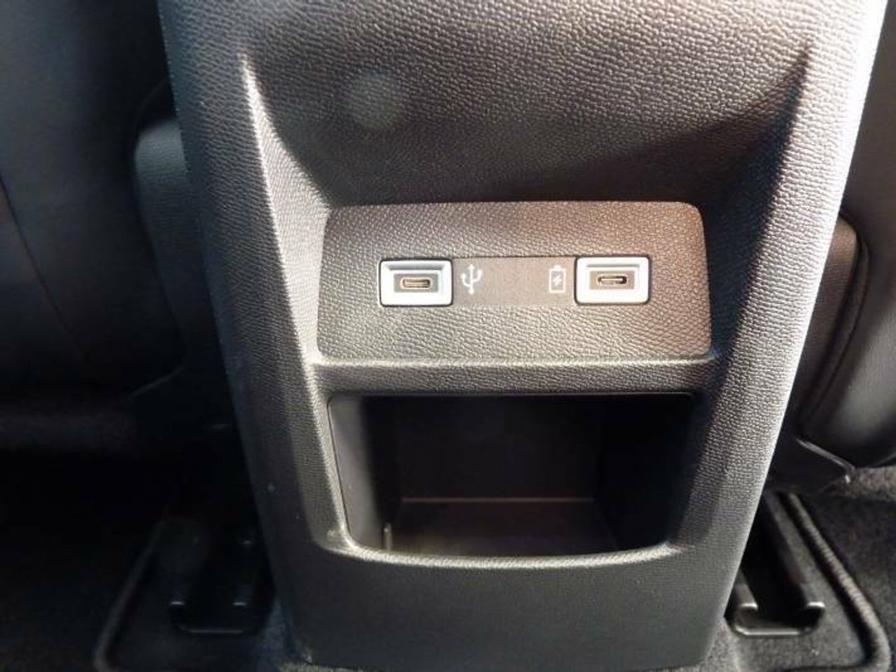 Peugeot 308 1.5 Allure Blue hdi AT8 96 kW 130CV  - Foto 35