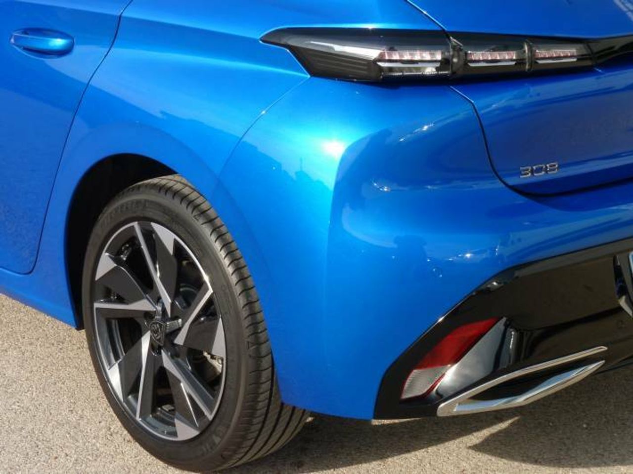 Peugeot 308 1.5 Allure Blue hdi AT8 96 kW 130CV  - Foto 39