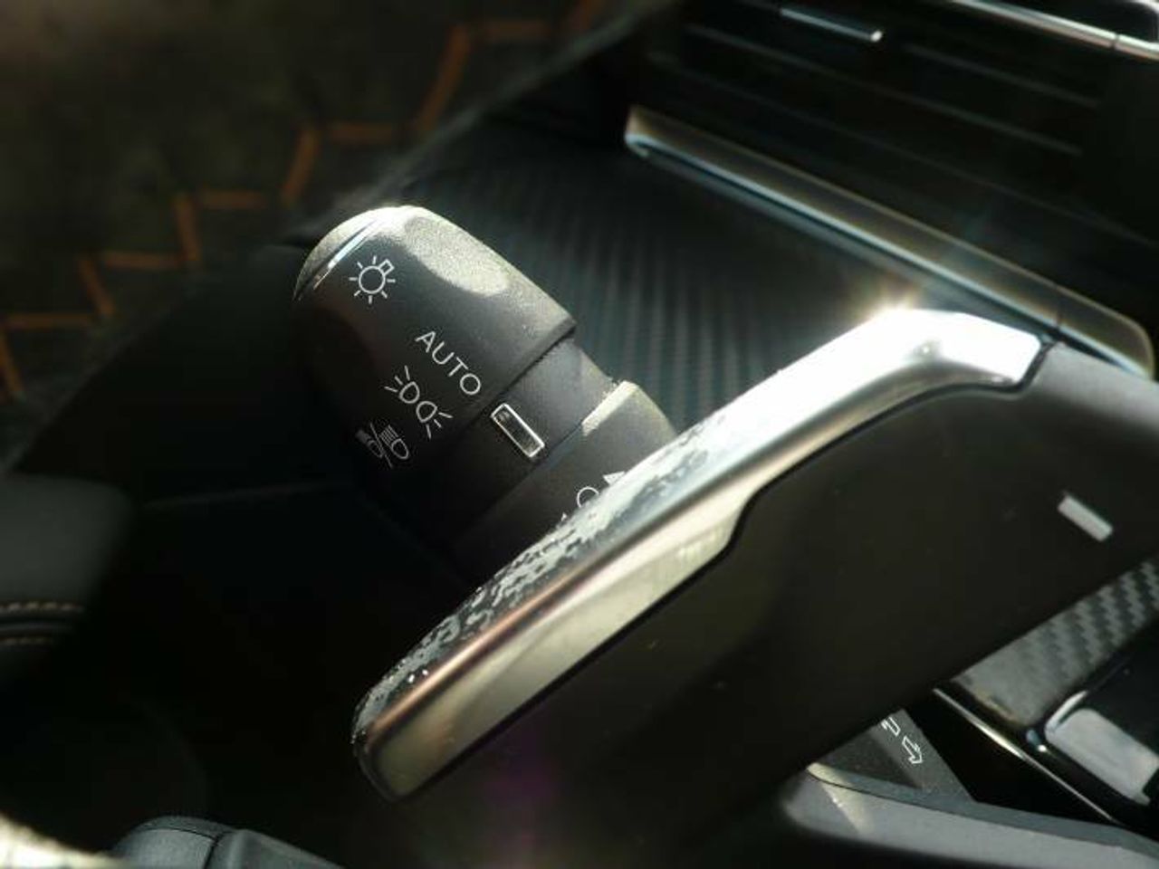Peugeot 508 1.6 HYBRID 225 Allure Aut.  - Foto 32