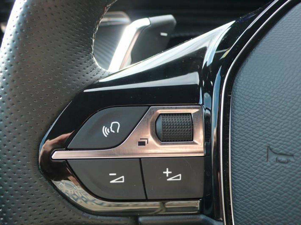 Peugeot 508 1.6 HYBRID 225 Allure Aut.  - Foto 33