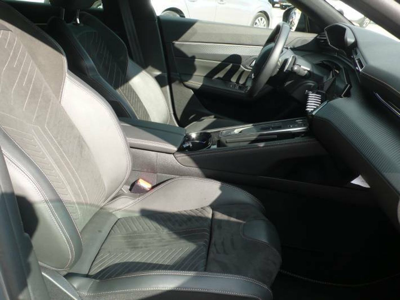 Peugeot 508 1.6 HYBRID 225 Allure Aut.  - Foto 18