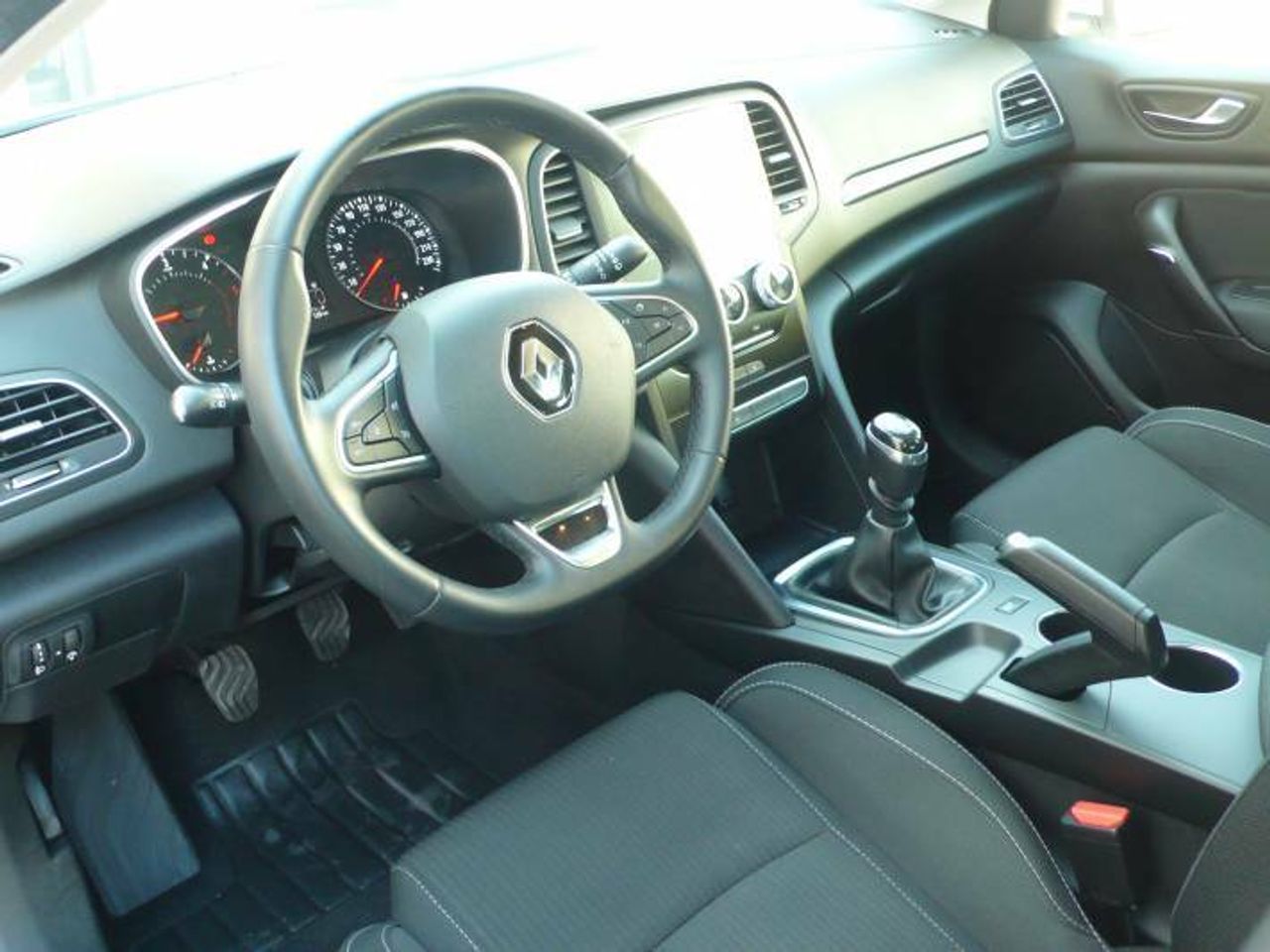 renault megane 2022 / foto grande (2)