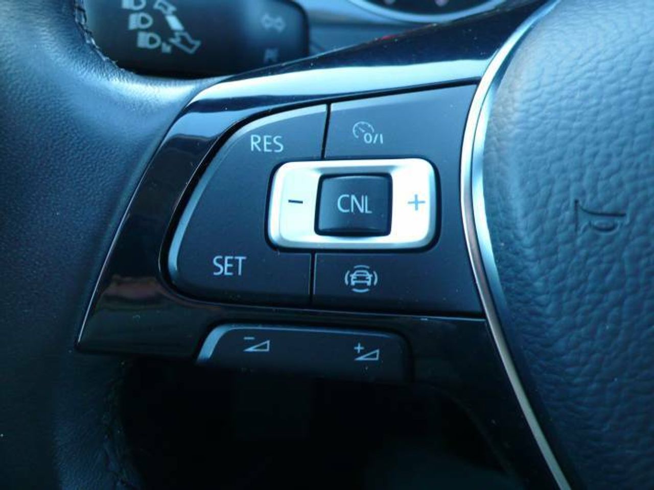 Volkswagen Golf READY2Go 1.0 TSI 85kw(115cv)  - Foto 13