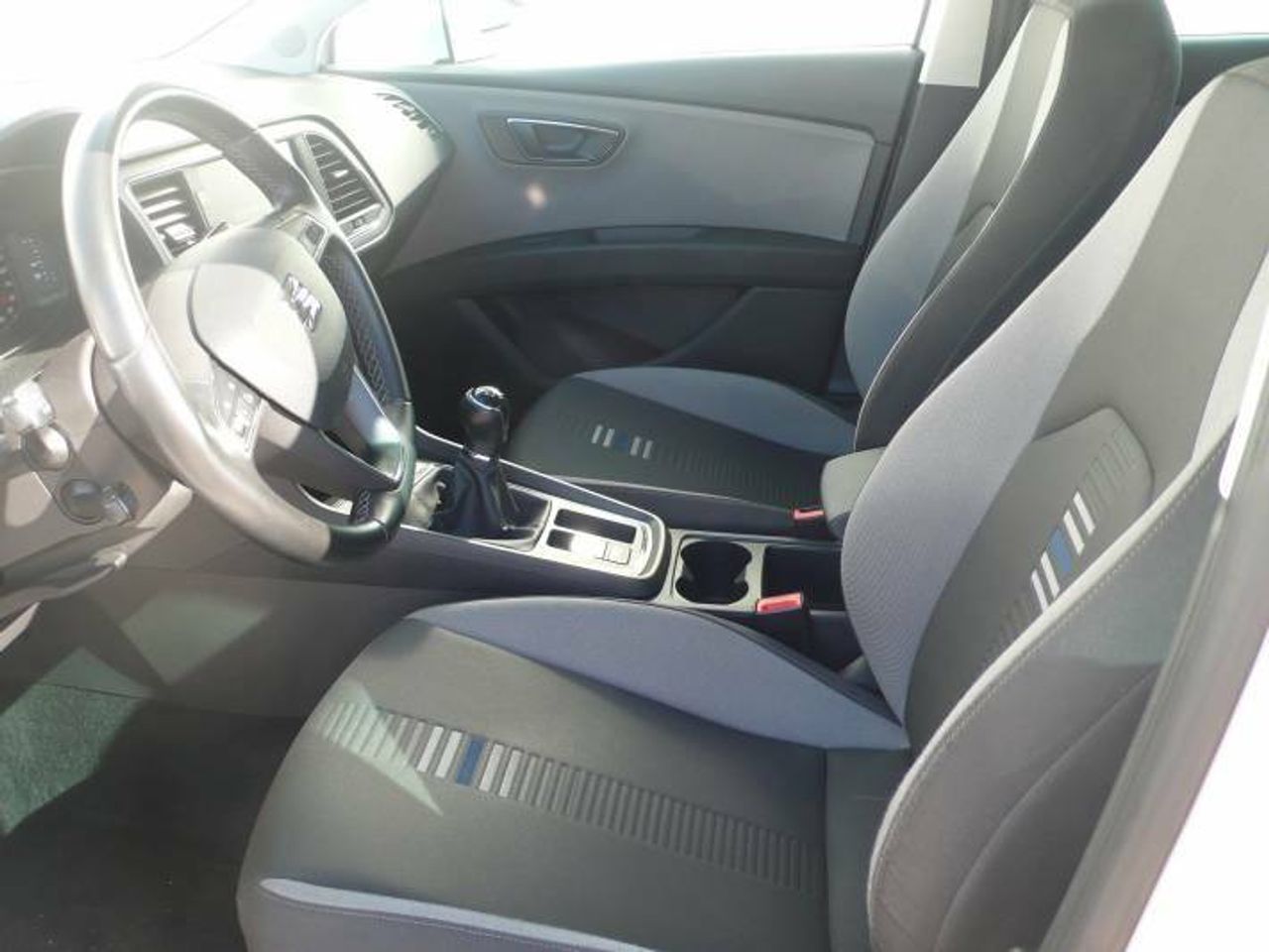 Seat Leon 1.5 TSI Style Visio Edition 130CV  - Foto 9