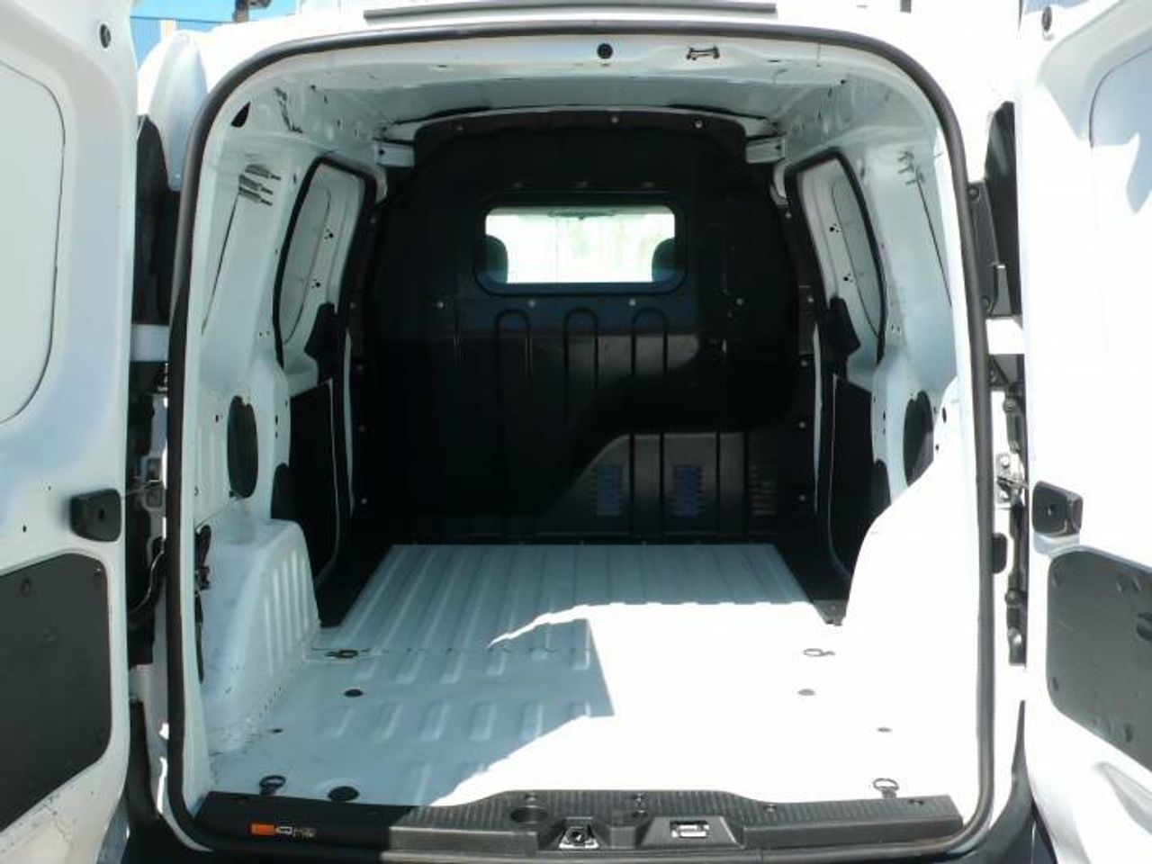 Dacia Dokker VAN ESSENTIAL BLUE DCI 95CV  - Foto 13