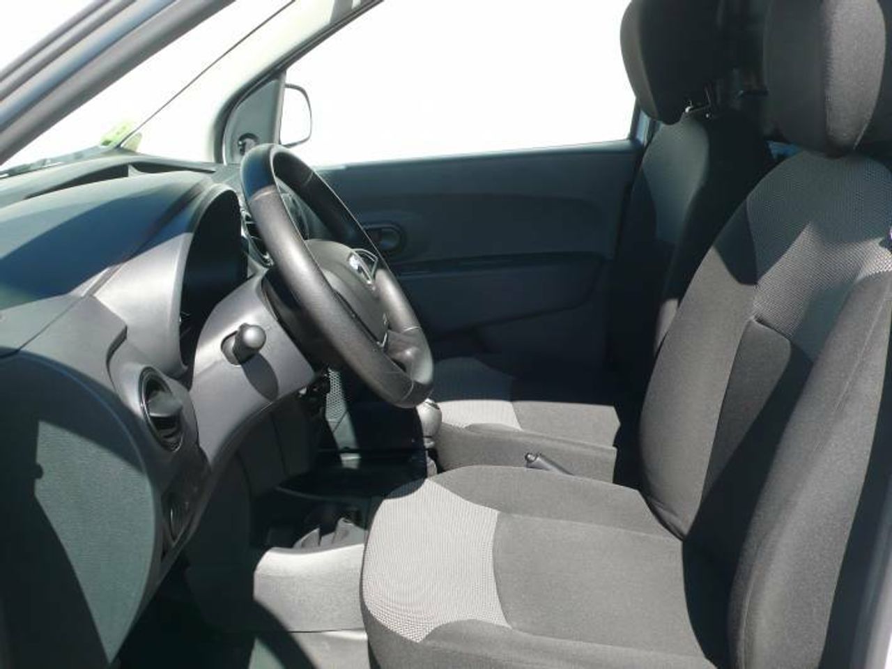 Dacia Dokker VAN ESSENTIAL BLUE DCI 95CV  - Foto 14