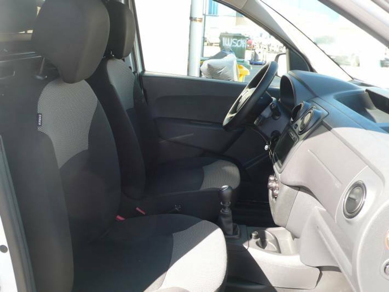 Dacia Dokker VAN ESSENTIAL BLUE DCI 95CV  - Foto 15