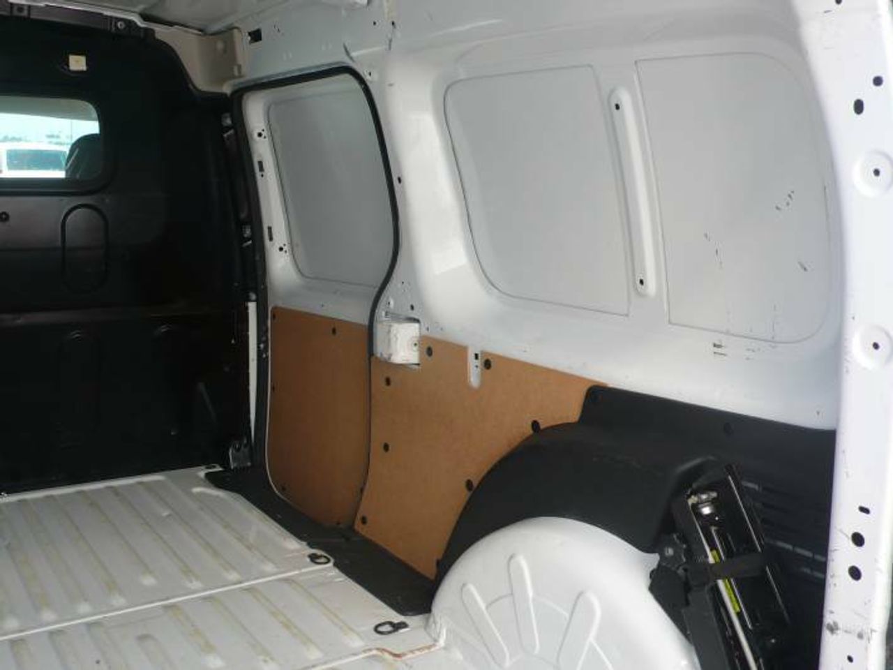 Renault Kangoo 1.5dCi Profesional Maxi 81kW 110cv  - Foto 12