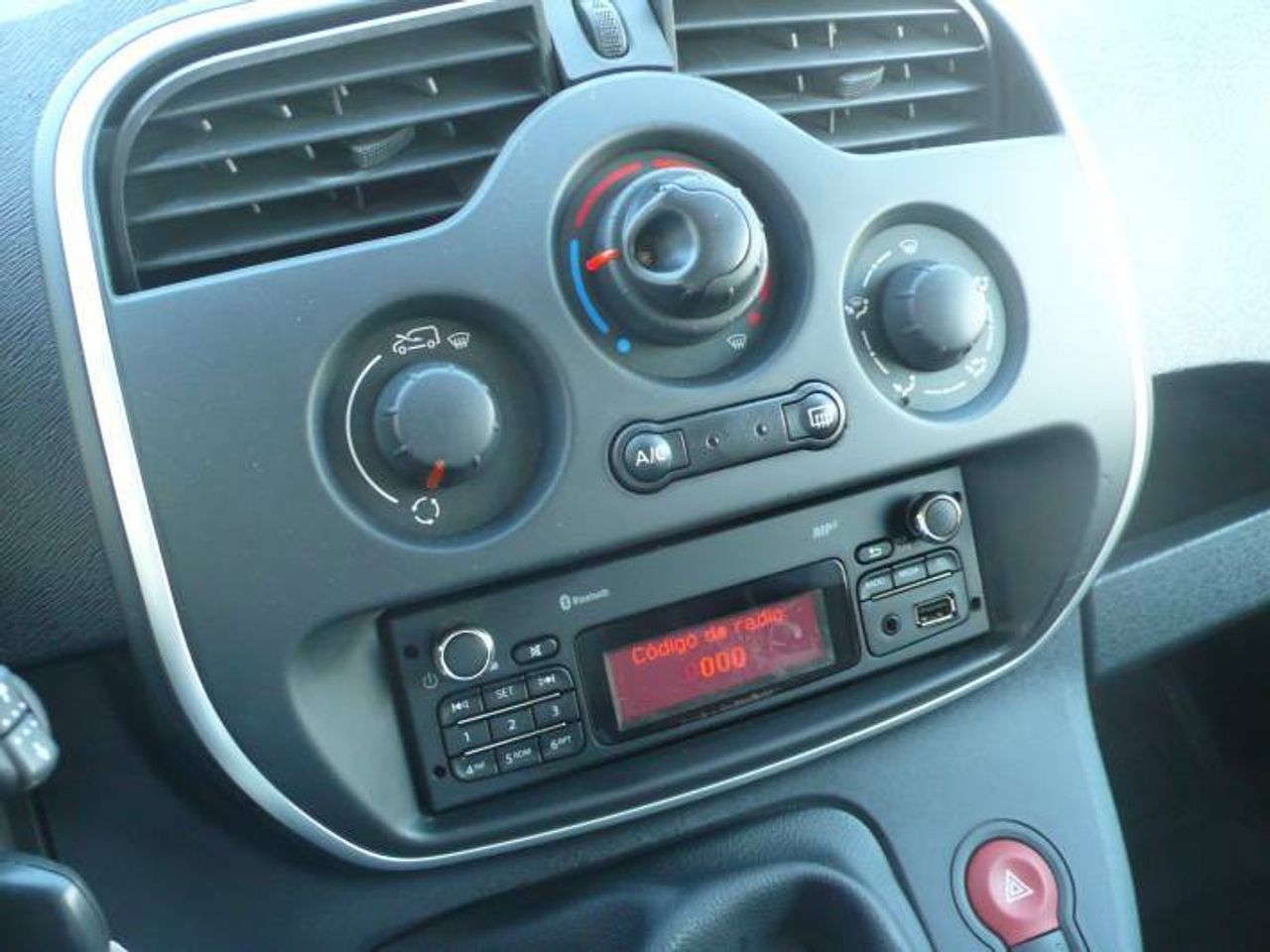 Renault Kangoo 1.5dCi Profesional Maxi 81kW 110cv  - Foto 16