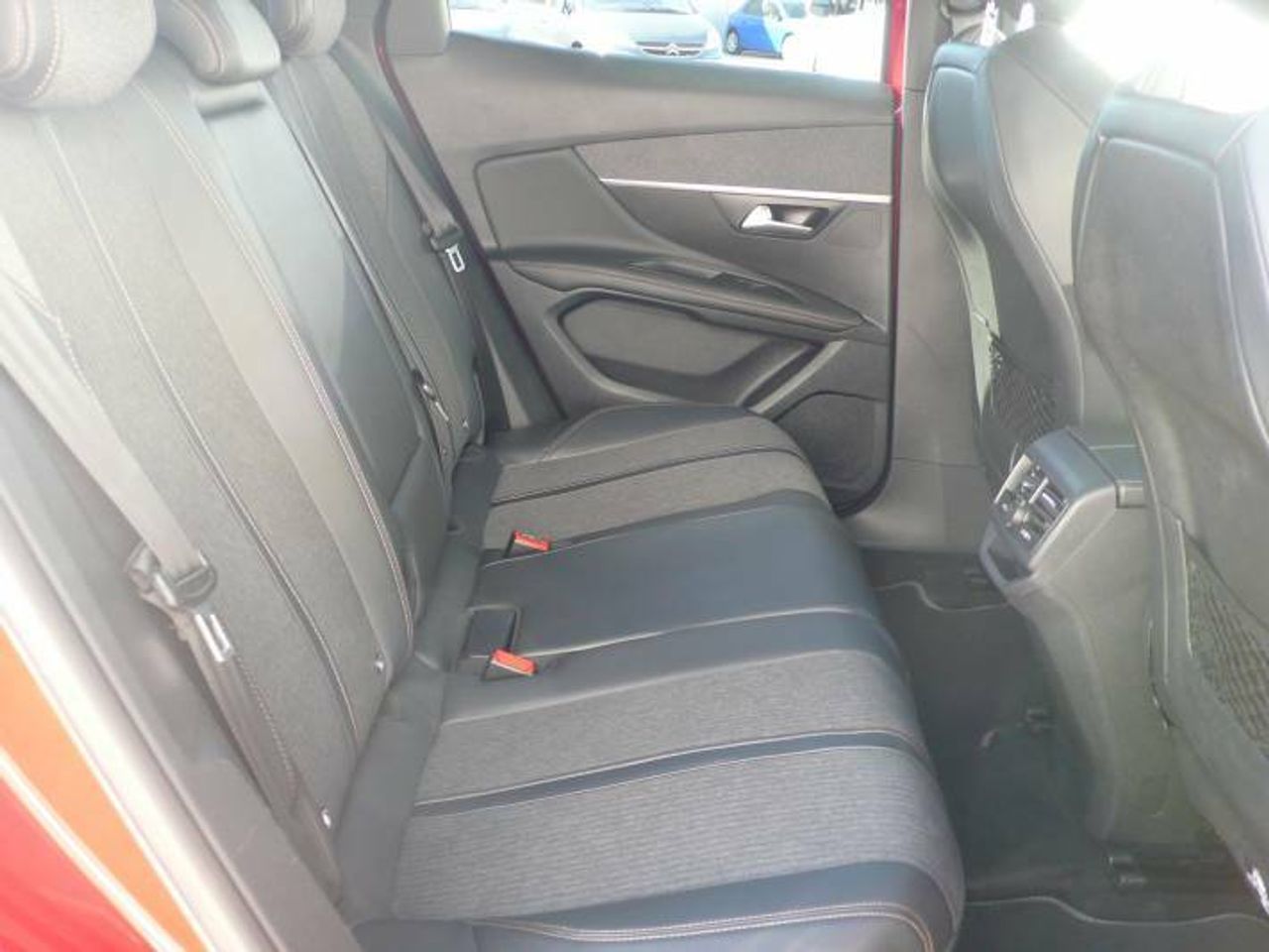 Peugeot 3008 1.2 S&S PureTech GT Line 130  - Foto 12