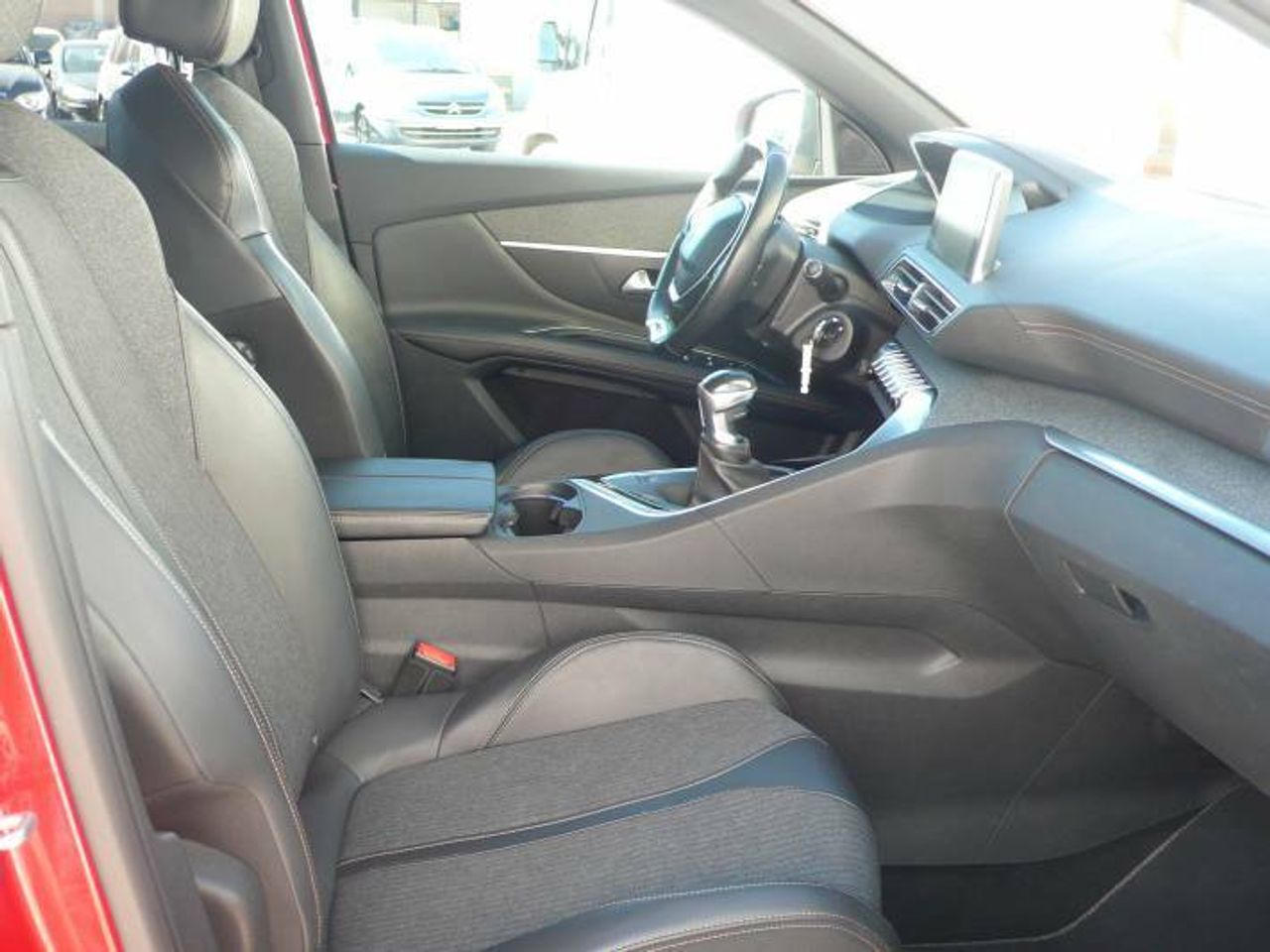 Peugeot 3008 1.2 S&S PureTech GT Line 130  - Foto 13