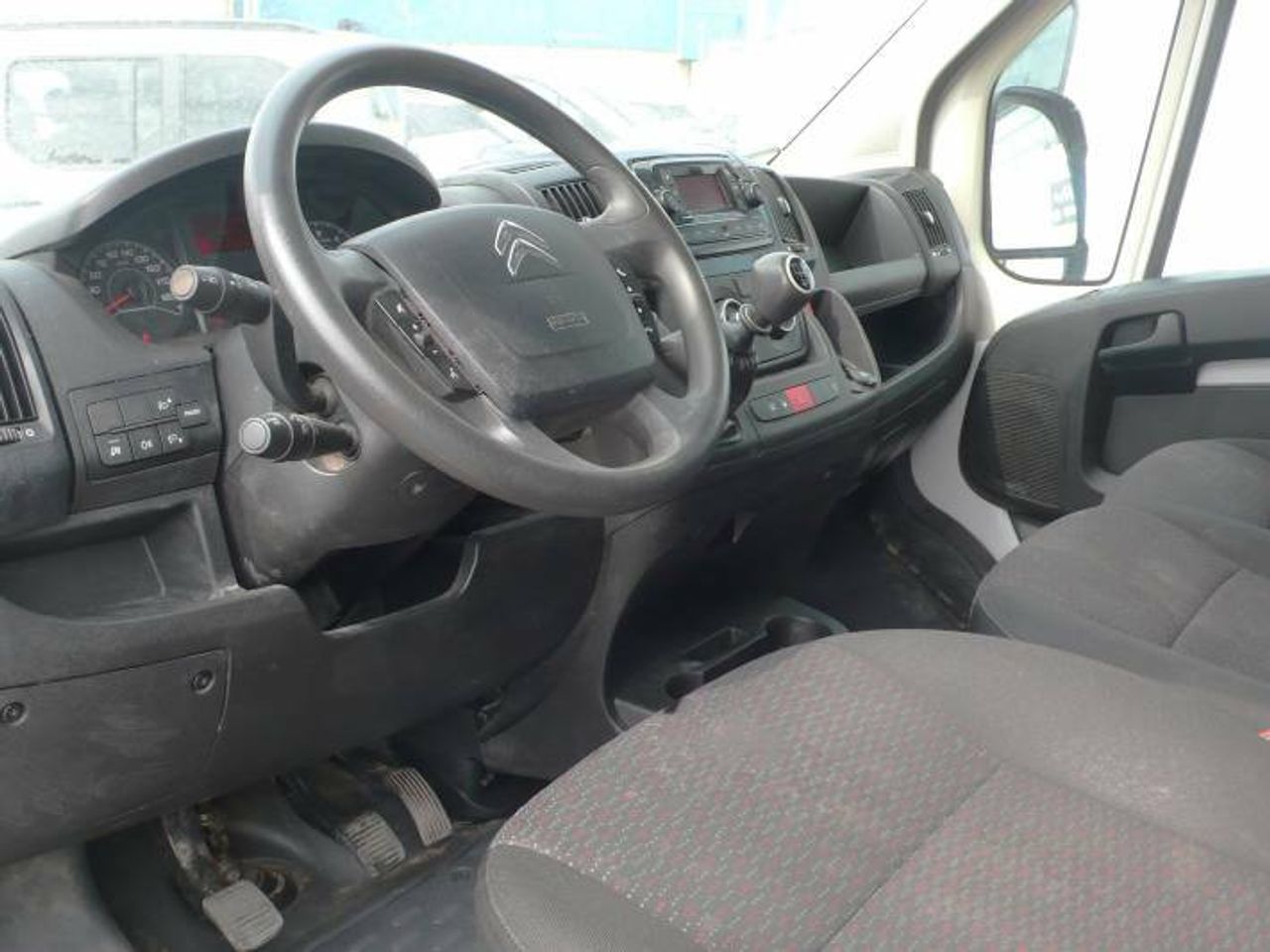 Citroën Jumper BLUEHDI 140 6V CAMION DOBLE CABINA 35 L4  - Foto 3