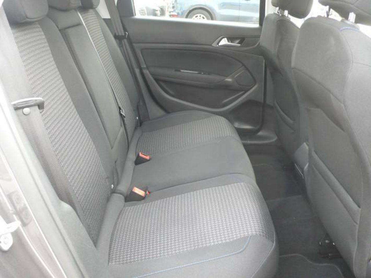 Peugeot 308 sw Style 1.5 BlueHDi EAT8 130CV  - Foto 15
