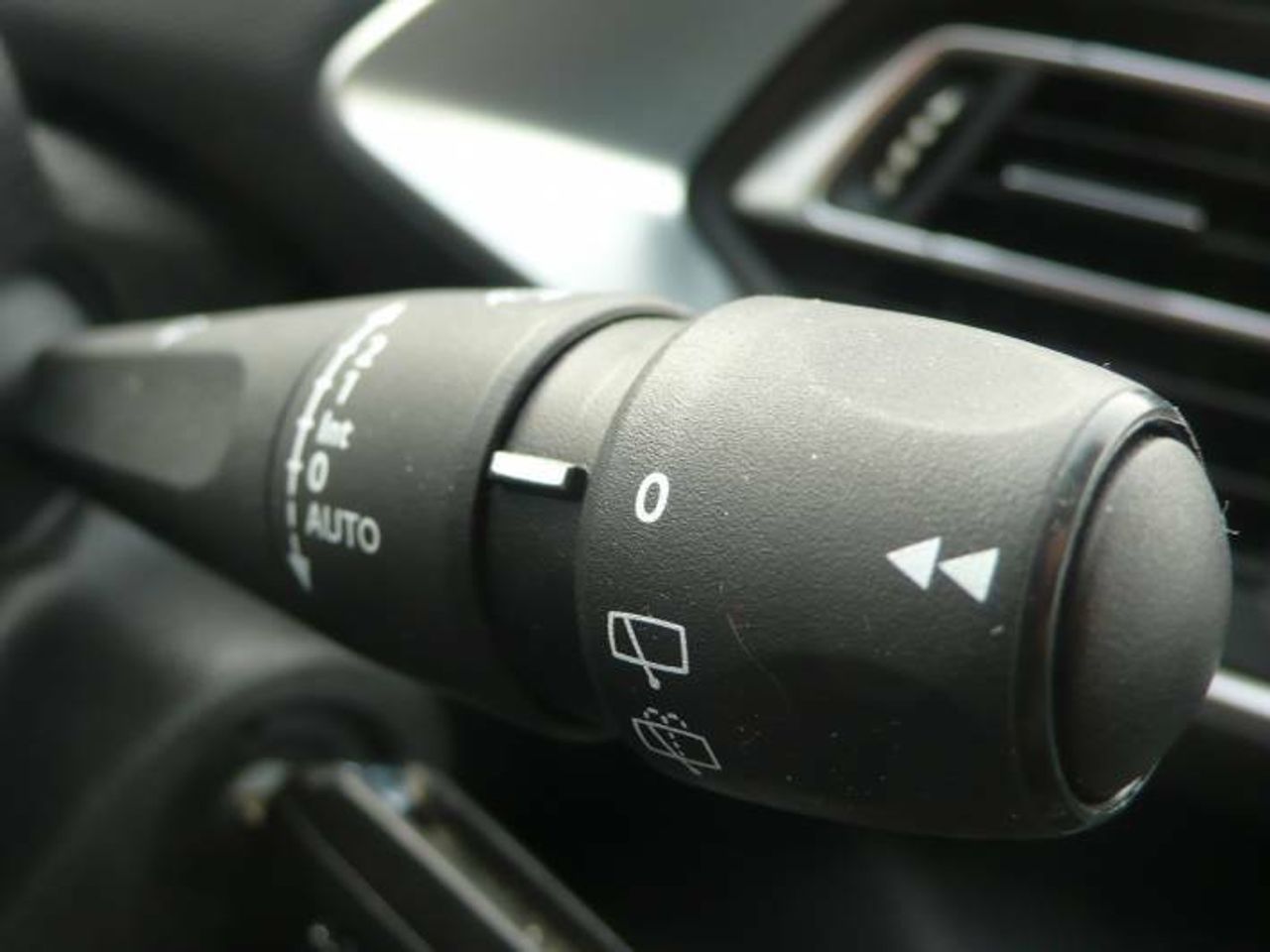 Peugeot 308 sw Style 1.5 BlueHDi EAT8 130CV  - Foto 30