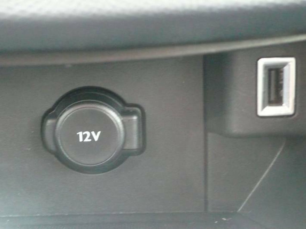 Peugeot 308 sw Style 1.5 BlueHDi EAT8 130CV  - Foto 25