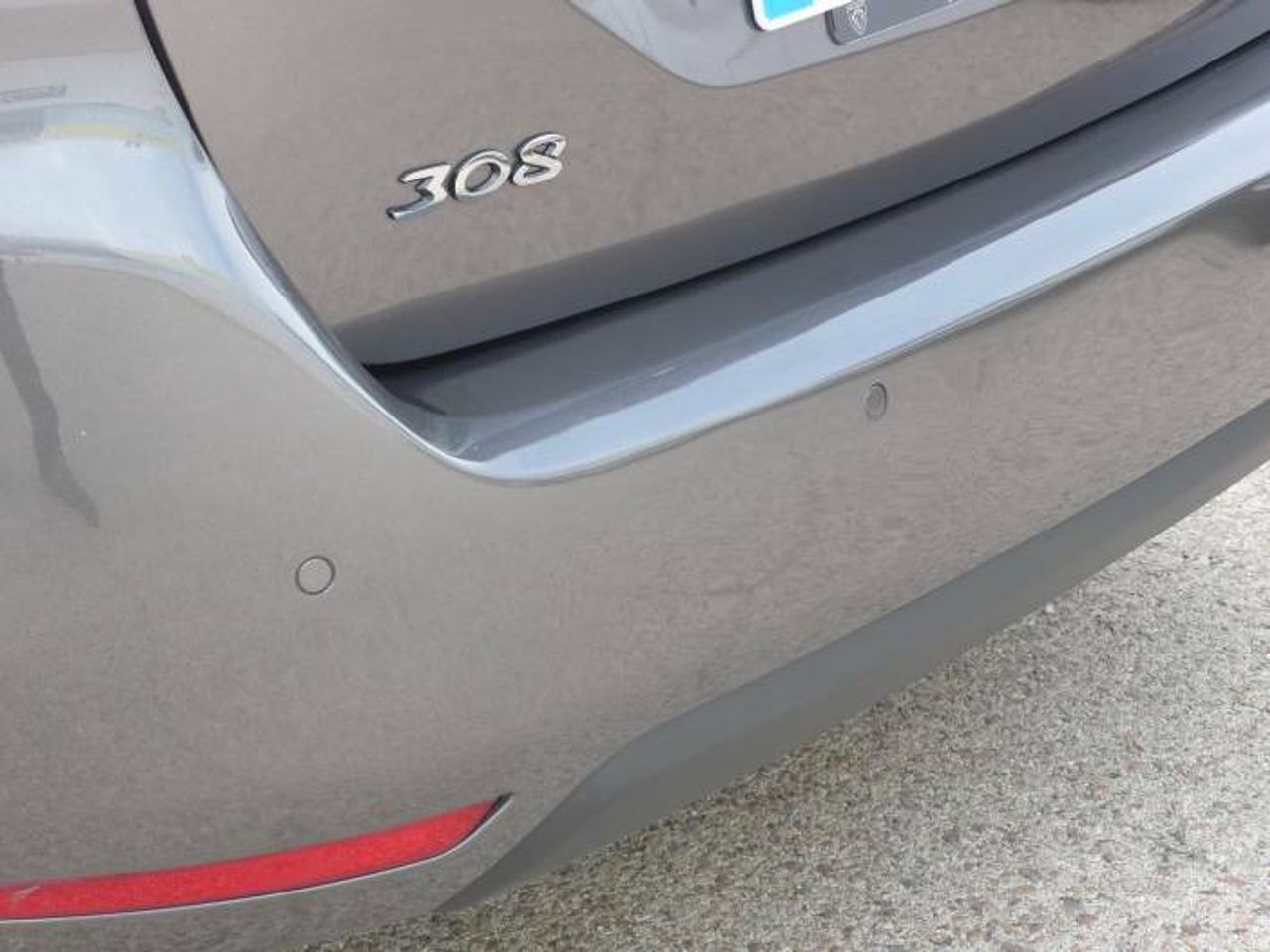 Peugeot 308 sw Style 1.5 BlueHDi EAT8 130CV  - Foto 12