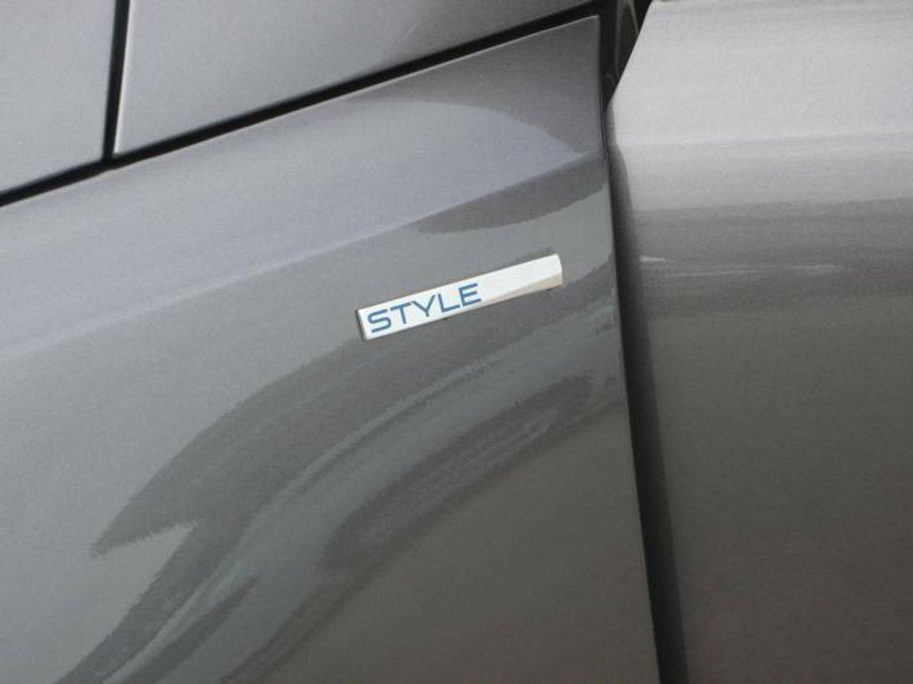 Peugeot 308 sw Style 1.5 BlueHDi EAT8 130CV  - Foto 14