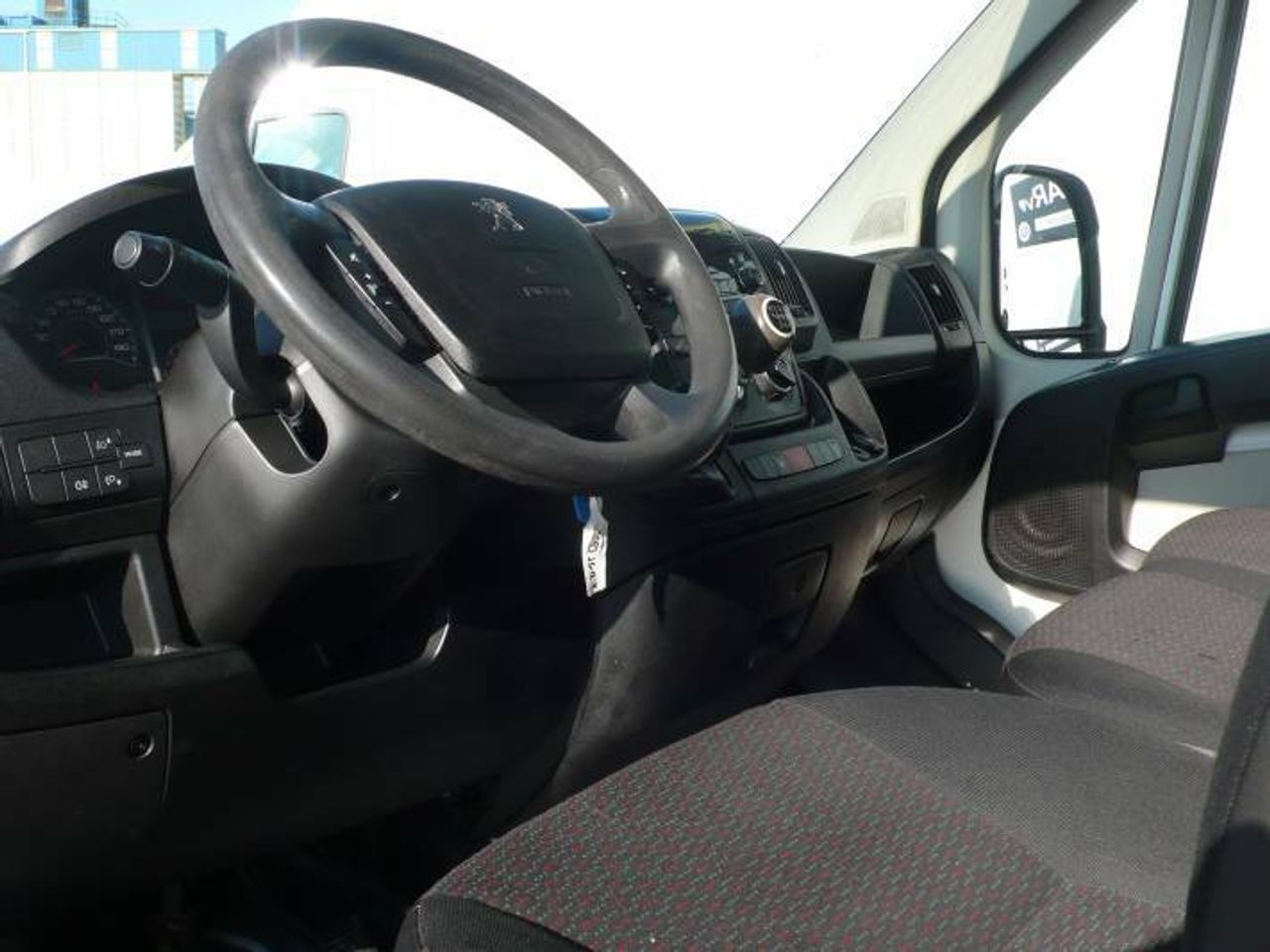 Peugeot Boxer FURGON 330 L1 H1 HDI 130 2.2  - Foto 3