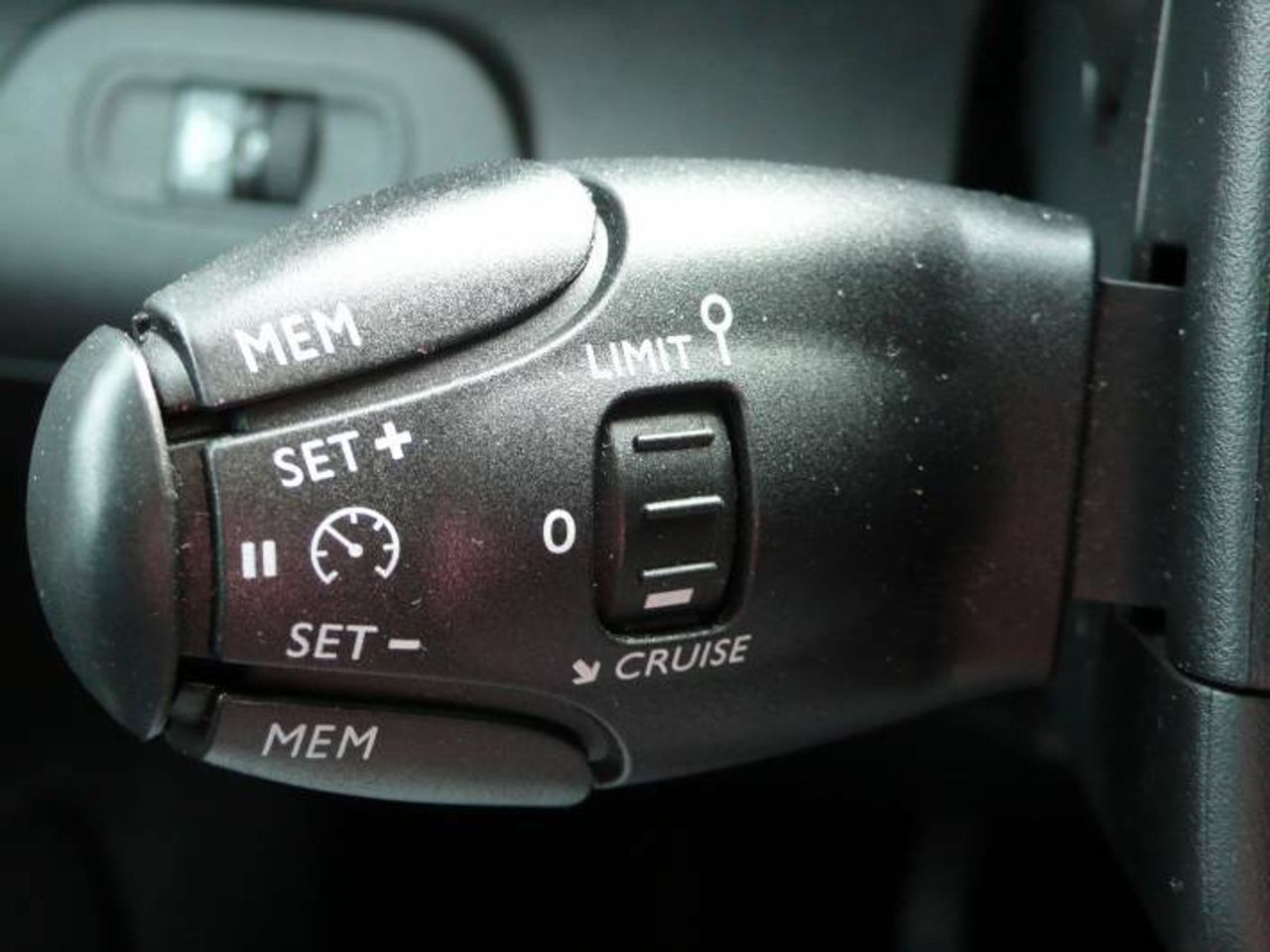 Peugeot Rifter GT BLUEHDI 130 S&S 6 VEL.  - Foto 12