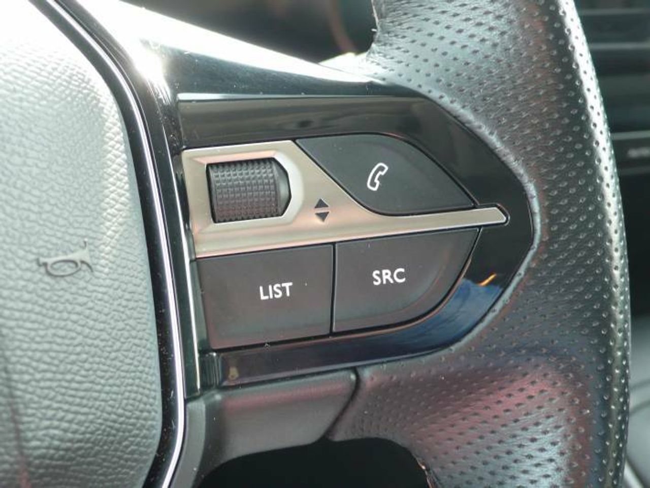 Peugeot Rifter GT BLUEHDI 130 S&S 6 VEL.  - Foto 18