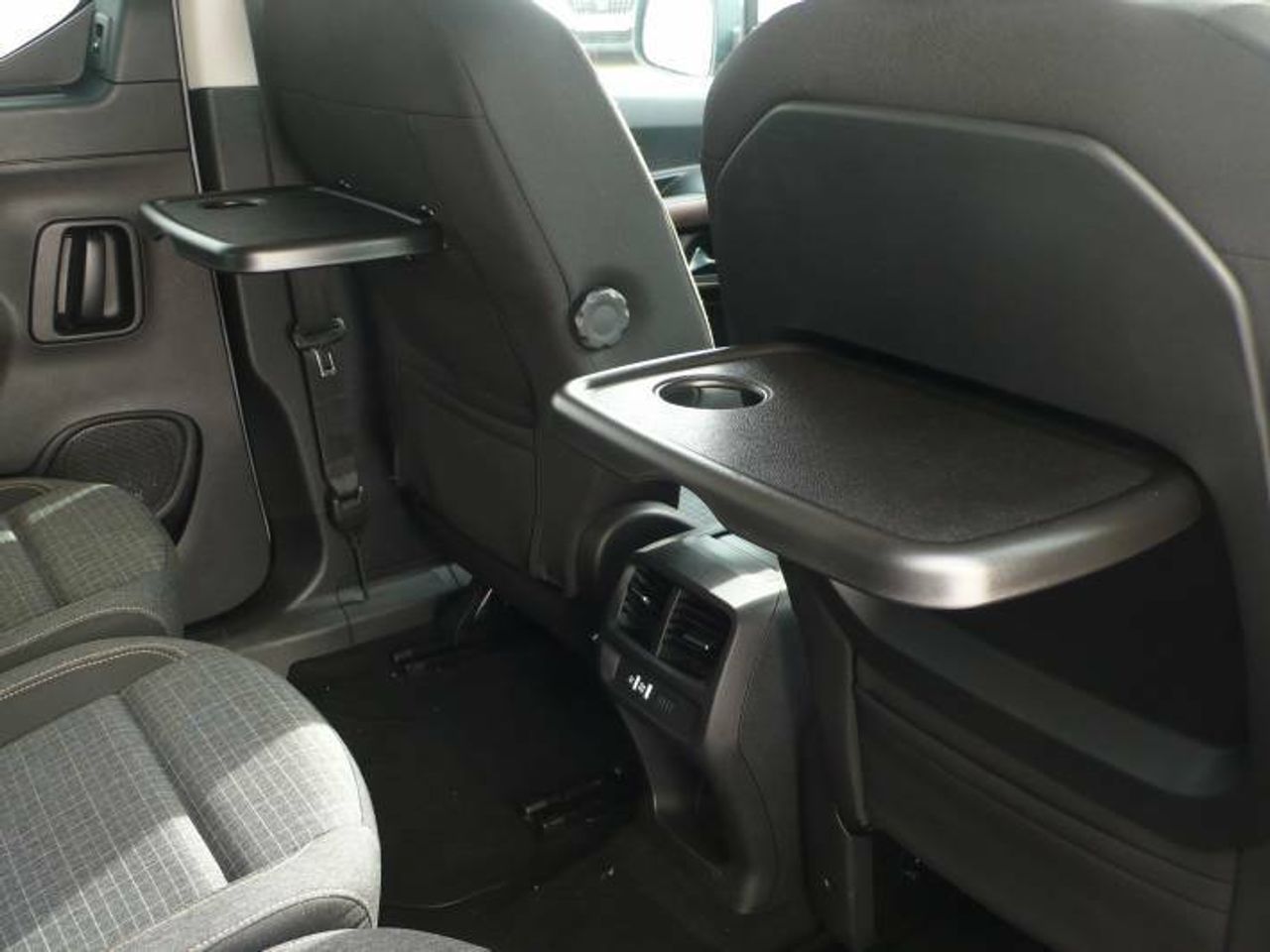 Peugeot Rifter GT BLUEHDI 130 S&S 6 VEL.  - Foto 32