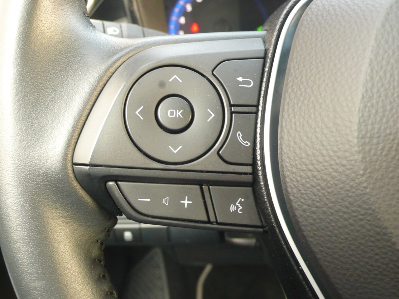 Toyota Corolla ACTIVE TECH E-CVT  - Foto 35