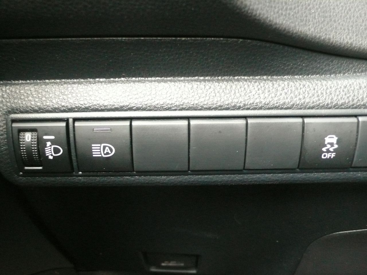 Toyota Corolla ACTIVE TECH E-CVT  - Foto 36