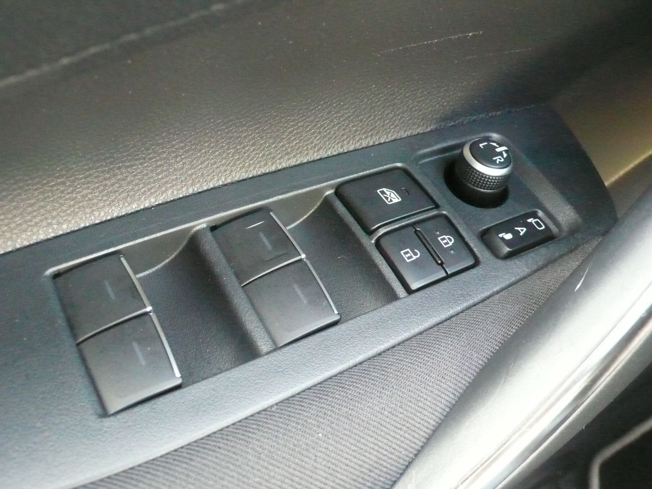 Toyota Corolla ACTIVE TECH E-CVT  - Foto 37