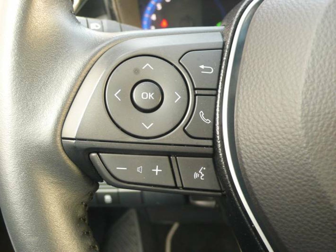 Toyota Corolla ACTIVE TECH E-CVT  - Foto 35