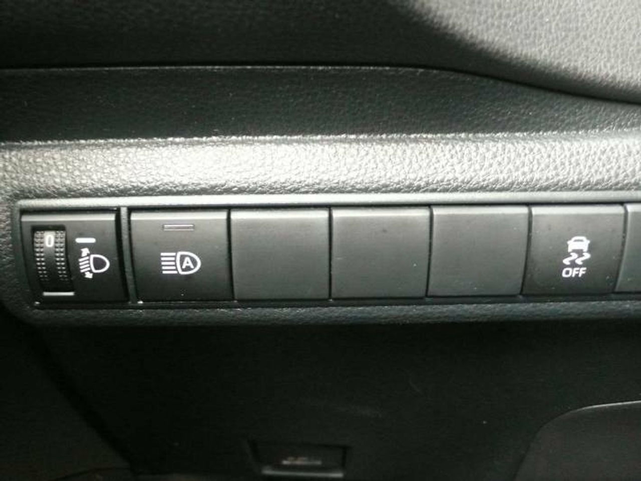 Toyota Corolla ACTIVE TECH E-CVT  - Foto 36