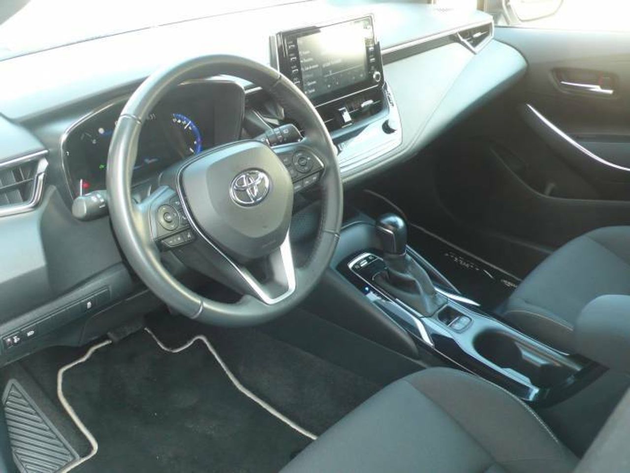 Toyota Corolla ACTIVE TECH E-CVT  - Foto 3