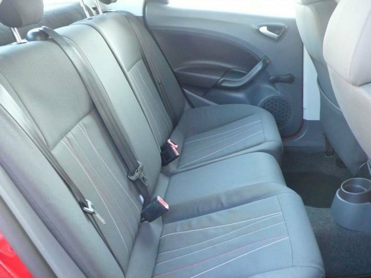 Seat Ibiza 1.6 TDI 90 copa REFERENCE  - Foto 12