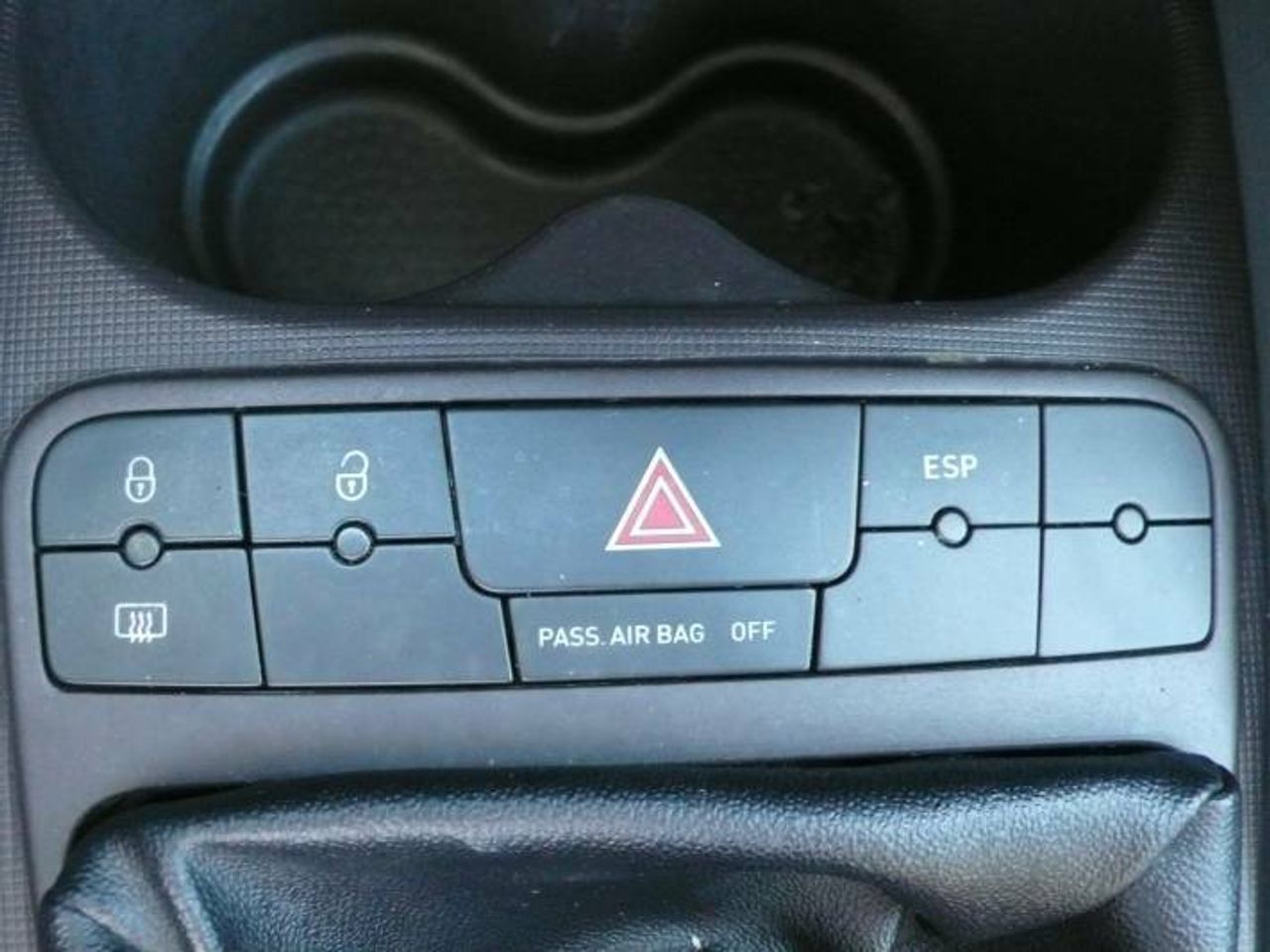 Seat Ibiza 1.6 TDI 90 copa REFERENCE  - Foto 17