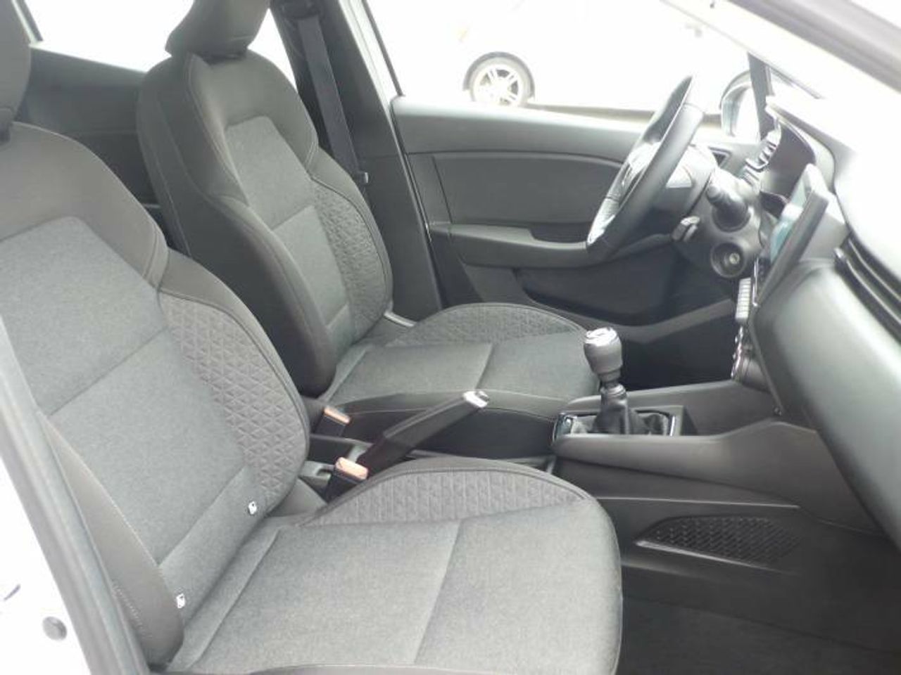 Renault Clio Intens TCe 67 kW (91CV) 5 Puertas  - Foto 13
