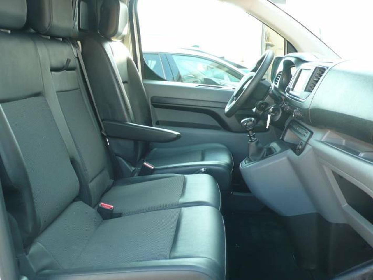 Peugeot Expert Furgon Premium BlueHDi (115) Standard  - Foto 16