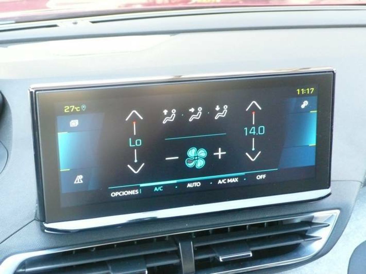 Peugeot 3008 Hybrid Hybrid 4 GT Pack 1.6 Plug-In 300CV AT8  - Foto 29