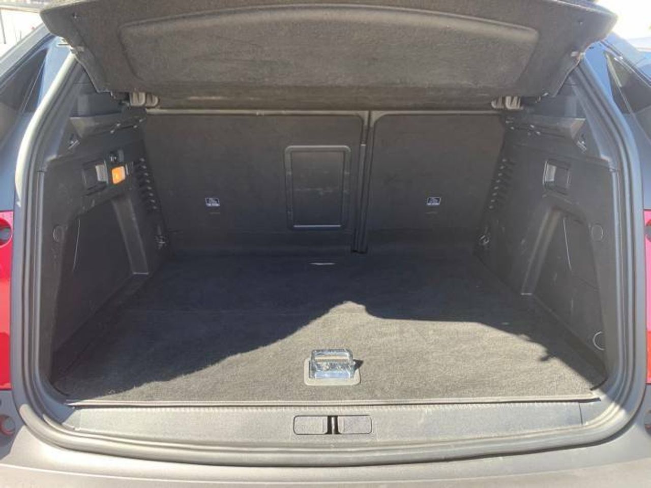 Peugeot 3008 Hybrid Hybrid 4 GT Pack 1.6 Plug-In 300CV AT8  - Foto 16