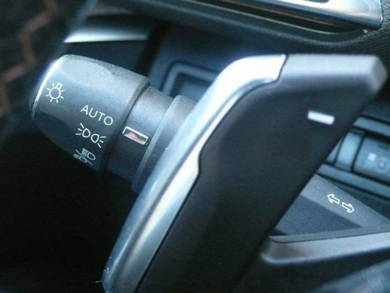 Peugeot 3008 Hybrid Hybrid 4 GT Pack 1.6 Plug-In 300CV AT8  - Foto 43