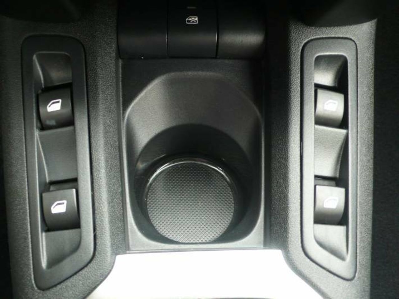 Citroën C-Elysée 1.6BLUEHDI SHINE 100  - Foto 26