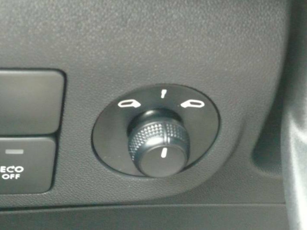 Citroën C-Elysée 1.6BLUEHDI SHINE 100  - Foto 32