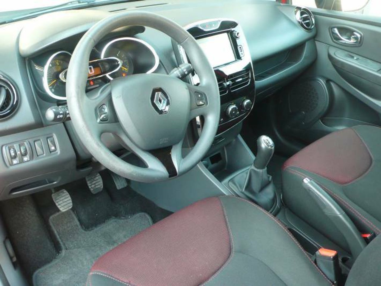 Renault Clio 1.5 DCI  eco2 S&S ENERGY DYNAMIQUE  - Foto 3