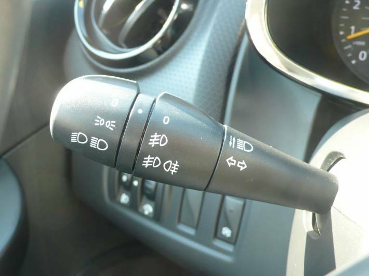 Renault Clio 1.5 DCI  eco2 S&S ENERGY DYNAMIQUE  - Foto 25