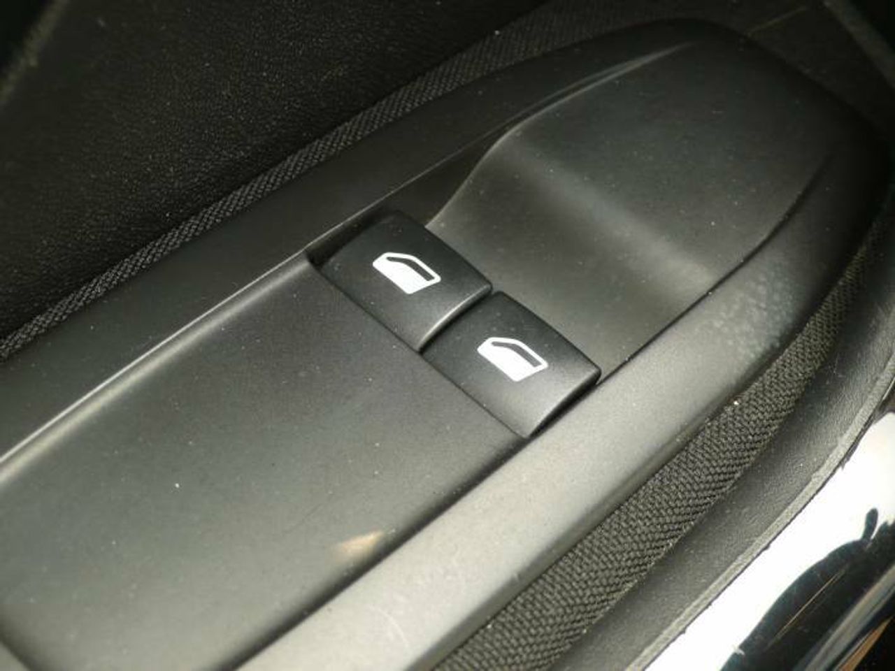 Peugeot 208 1.4HDi BUSINESS LINE 68cv  - Foto 25