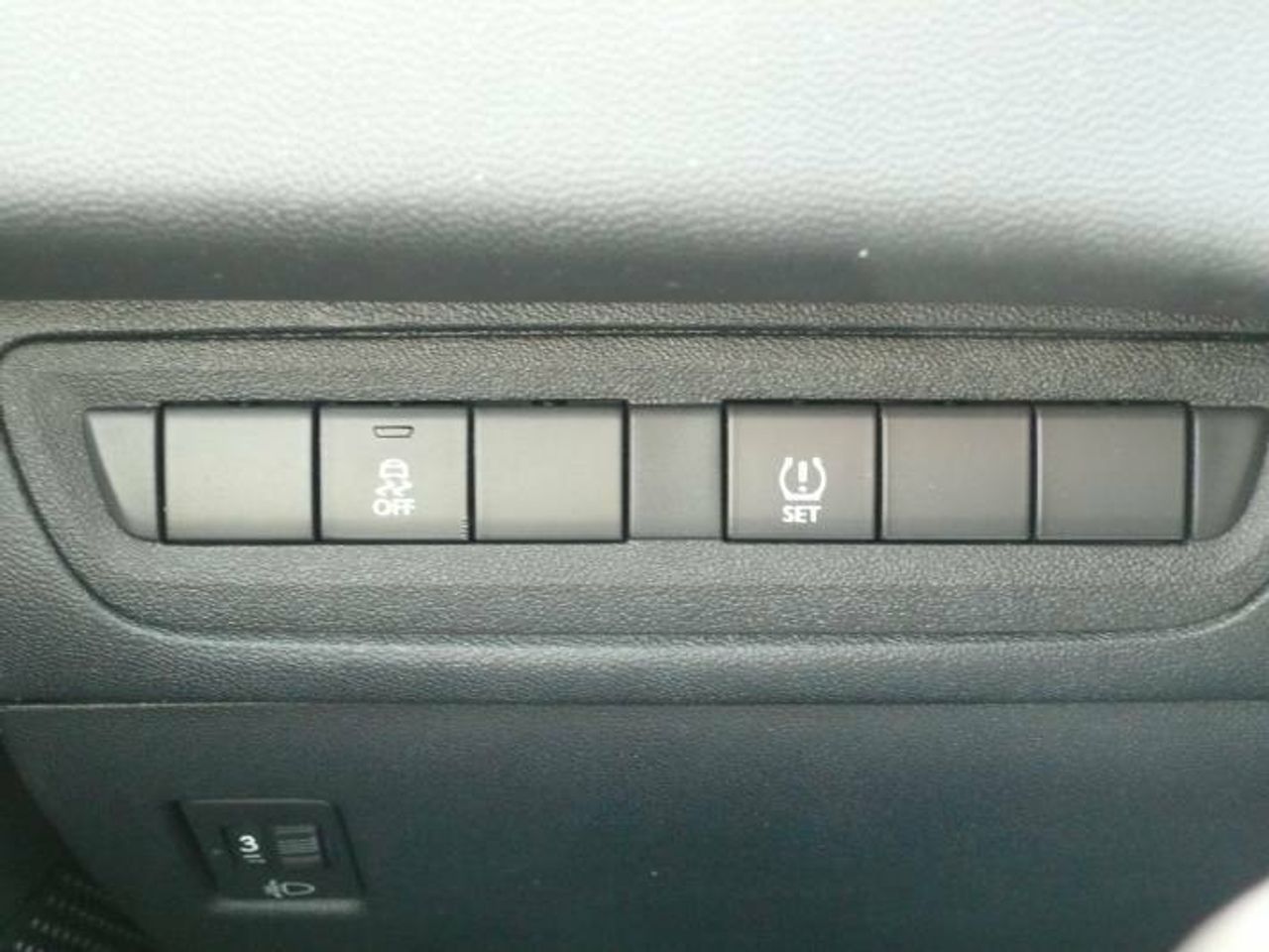 Peugeot 208 1.4HDi BUSINESS LINE 68cv  - Foto 24