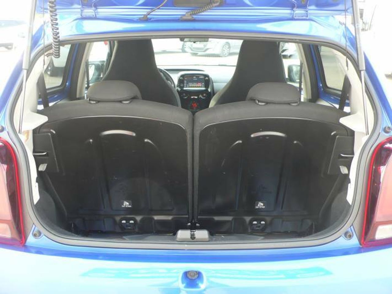 Peugeot 108 108 5P Allure VTi 72 MAN 5 Vel.  - Foto 10